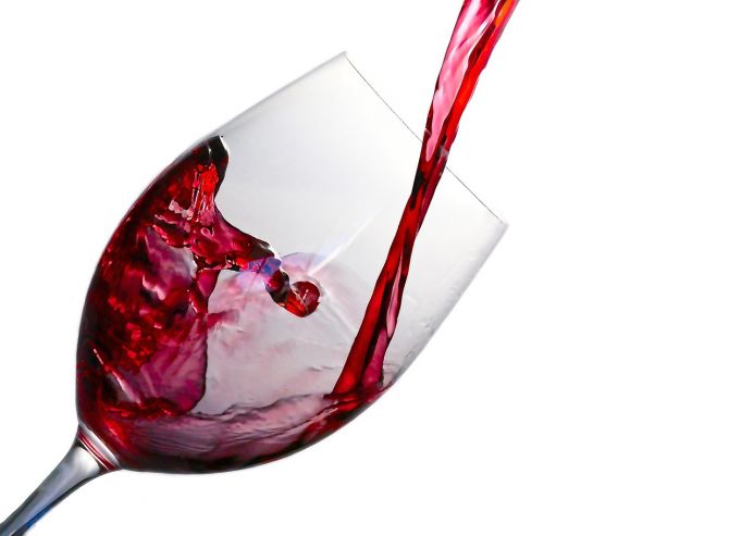 Минфин ожидает в 2019 году повышения акциза на винные напитки