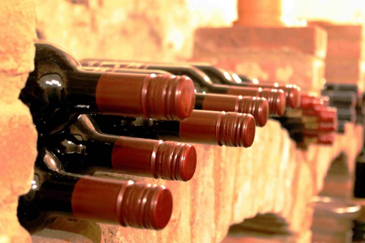 В Краснодарском крае выпустят около 17 млн декалитров вина и шампанского