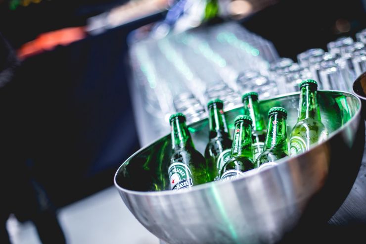 В Heineken прокомментировали принятый в первом чтении закон, разрешающий рекламу пива